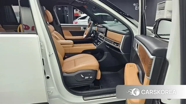 Hyundai Santa Fe (MX5) 2023 Белый из Кореи, фото 2