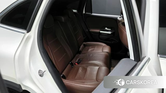 Mercedes-Benz GLA - Class H247 2020 Белый из Кореи, фото 2