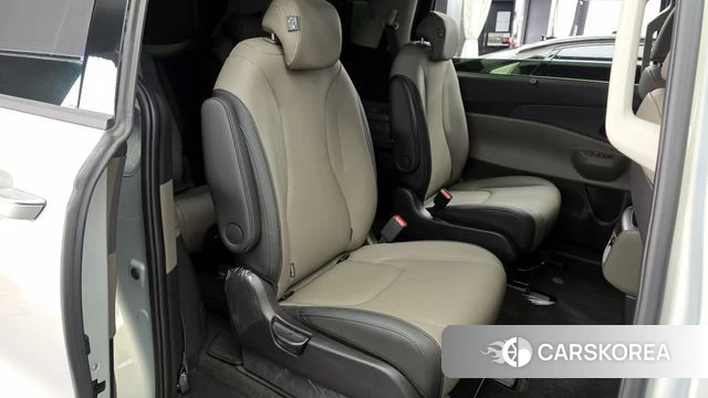 Kia The New Carnival 4th Generation 2025 Цвет галактики из Кореи, фото 2