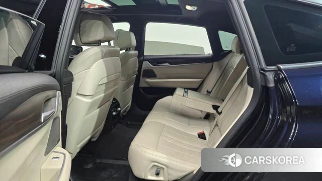 BMW 6 Series GT (G32) 2021 Черный из Кореи, фото 2