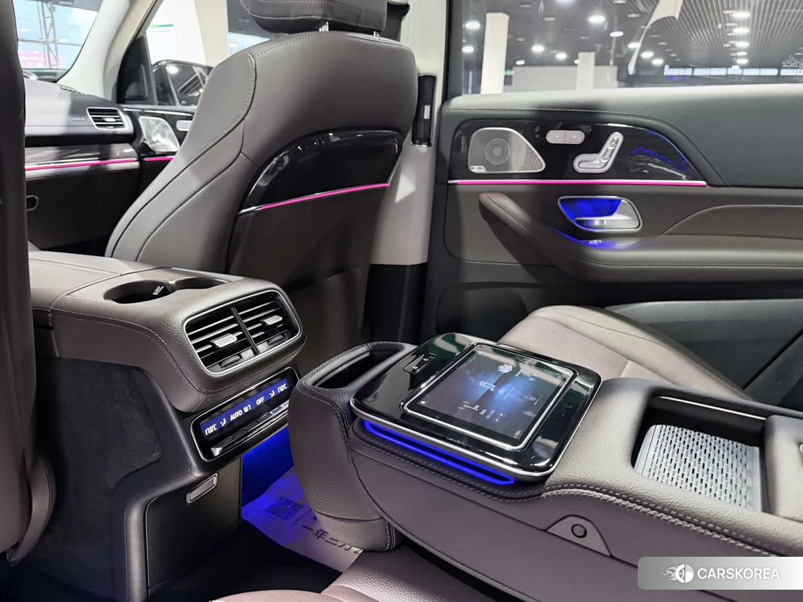 Mercedes-Benz GLS 2020 Черный из Китая, фото 2