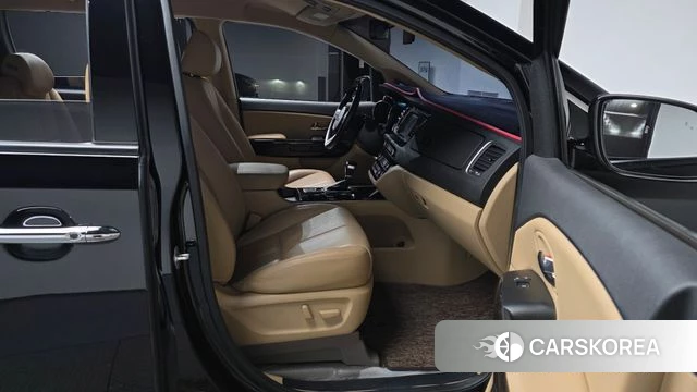 Kia The New Carnival 2019 Белый из Кореи, фото 2