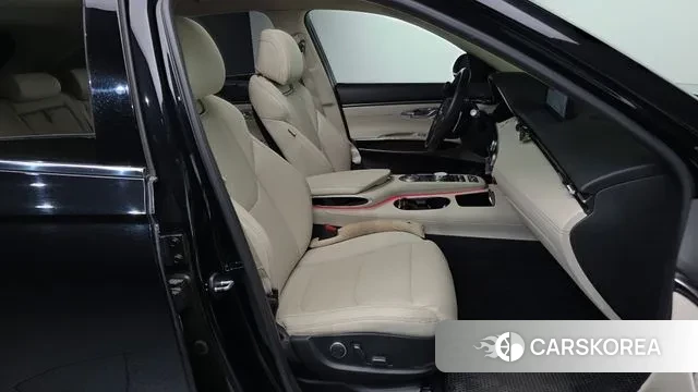 Genesis GV70 2021 Черный из Кореи, фото 2