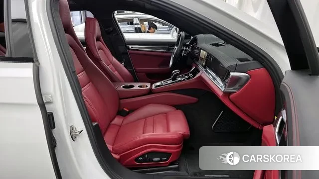 Porsche Panamera (971) 2022 Белый из Кореи, фото 2