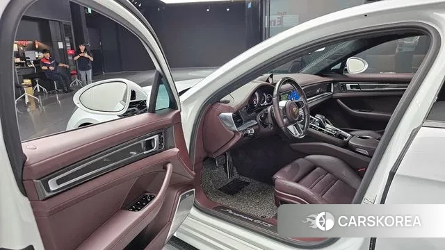 Porsche Panamera (971) 2019 Белый из Кореи, фото 2