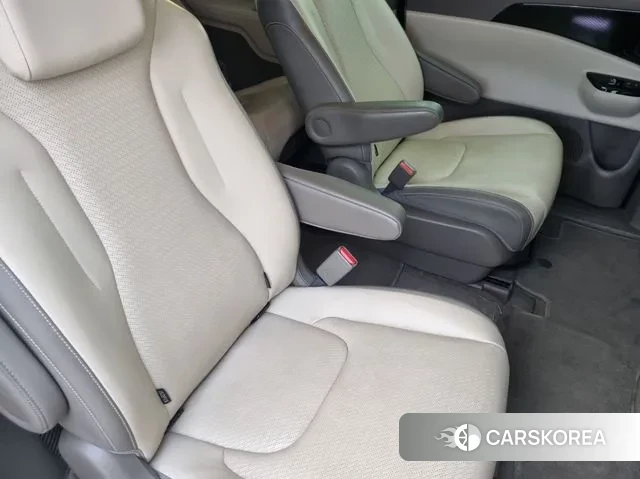 Kia Carnival 4th generation 2022 Черный из Кореи, фото 2