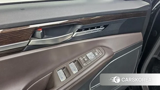 Genesis EQ900 2018 Черный из Кореи, фото 2