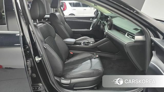 Kia K5 3rd generation 2023 Черный из Кореи, фото 2