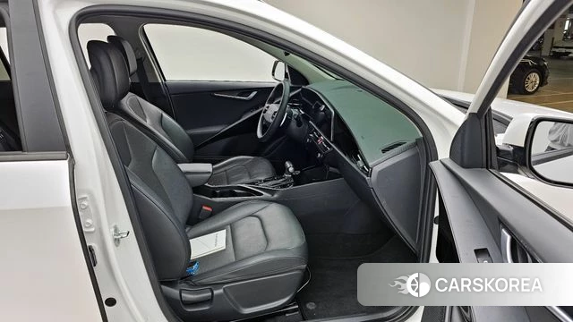 Kia Di Ol Nu Niro 2022 Белый из Кореи, фото 2