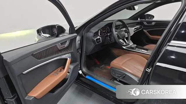 Audi A6 (C8) 2021 Черный из Кореи, фото 2