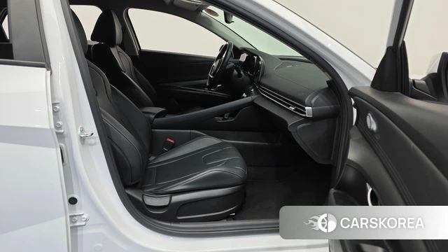 Hyundai Avante (CN7) 2021 Белый из Кореи, фото 2