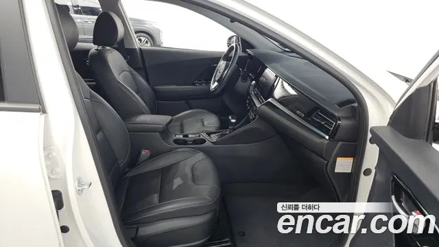 Kia The New Niro 2021 Белый из Кореи, фото 2