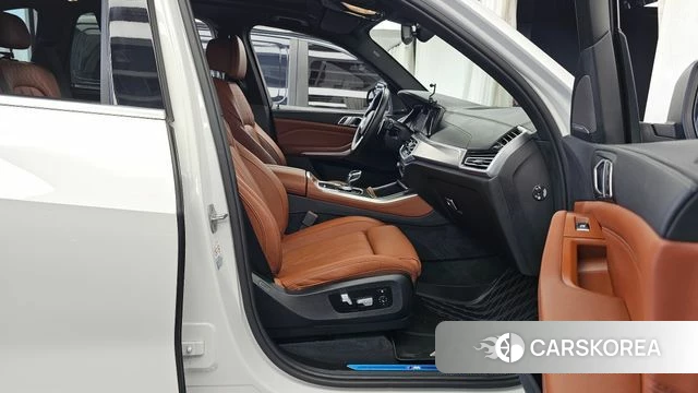 BMW X5 (G05) 2022 Белый из Кореи, фото 2