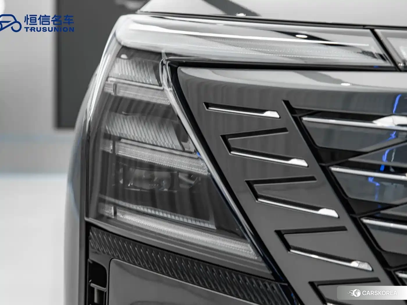 Chang'an CS75PLUS 2025 Silver/gray из Китая, фото 2