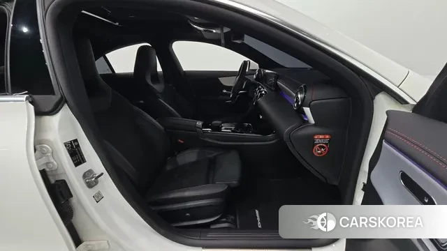 Mercedes-Benz CLA-Class C118 2023 Белый из Кореи, фото 2