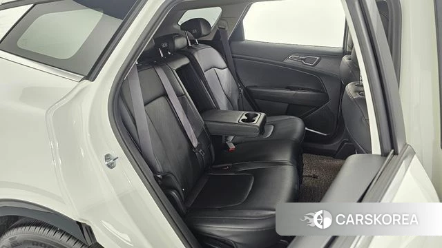 Kia Sportage 5th Generation 2022 Белый из Кореи, фото 2