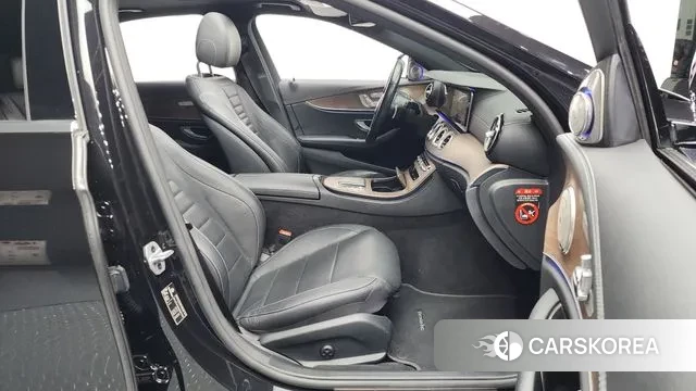 Mercedes-Benz E-Class W213 2020 Черный из Кореи, фото 2