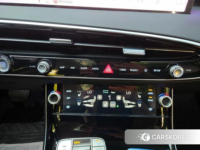 Genesis GV70 2025 Белый из Кореи, фото 2