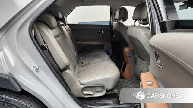 Hyundai Ionic 5 2021 Серебристо-серый из Кореи, фото 2