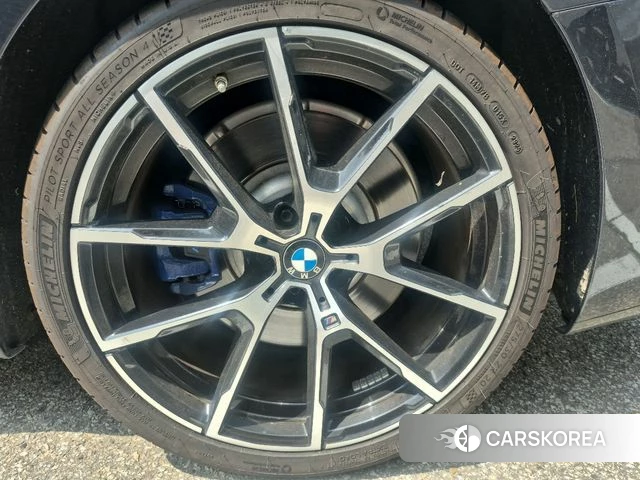 BMW 8 Series (G15) 2020 Черный из Кореи, фото 2