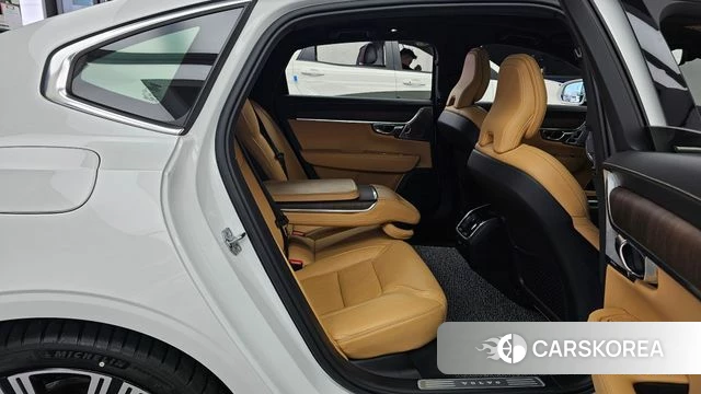 Volvo S90 2022 Белый из Кореи, фото 2