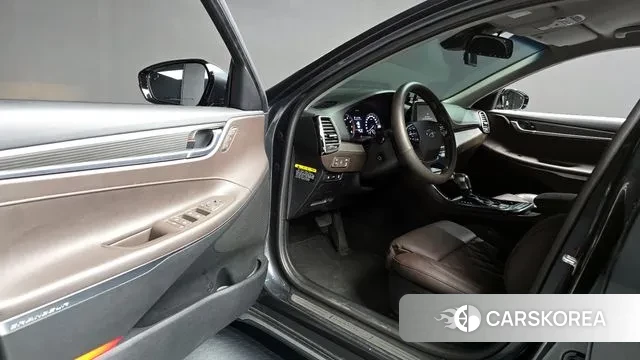 Hyundai Grandeur IG 2018 Серый из Кореи, фото 2