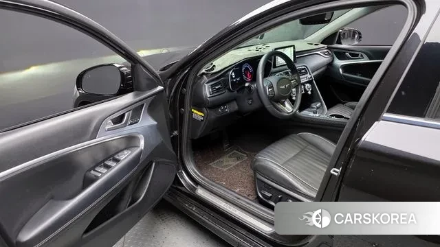 Genesis G70 2018 Черный из Кореи, фото 2