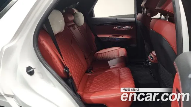 Genesis GV70 2023 Белый из Кореи, фото 2