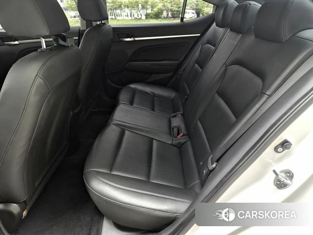 Hyundai The New Avante AD 2018 Белый из Кореи, фото 2