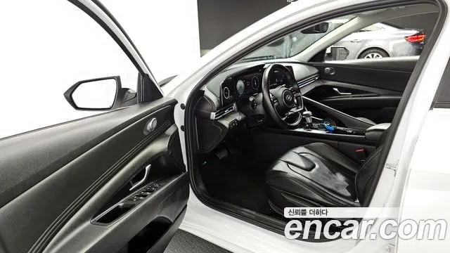 Hyundai Avante Hybrid (CN7) 2020 Белый из Кореи, фото 2