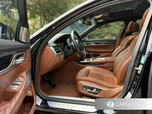 BMW 7 series 2021 Черный из Китая, фото 2