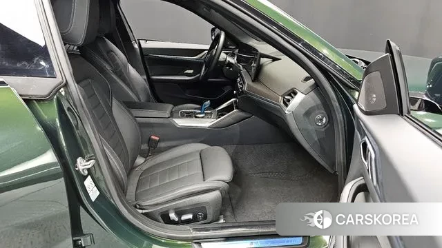 BMW i4 2022 Зеленый из Кореи, фото 2