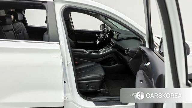 Hyundai The New Santa Fe 2023 Белый из Кореи, фото 2