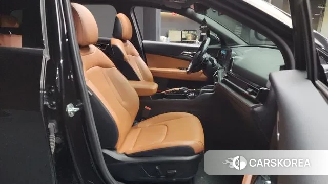 Kia Sportage 5th Generation 2021 Черный из Кореи, фото 2