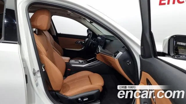 BMW 3 Series (G20) 2023 Белый из Кореи, фото 2