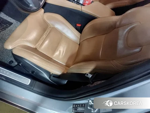 Volvo S90 2018 Серебристо-серый из Кореи, фото 2