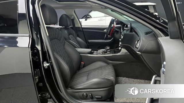 Kia Stinger Meister 2023 Черный из Кореи, фото 2