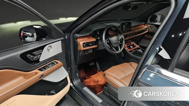 Lincoln Aviator 2nd generation 2023 Синий из Кореи, фото 2
