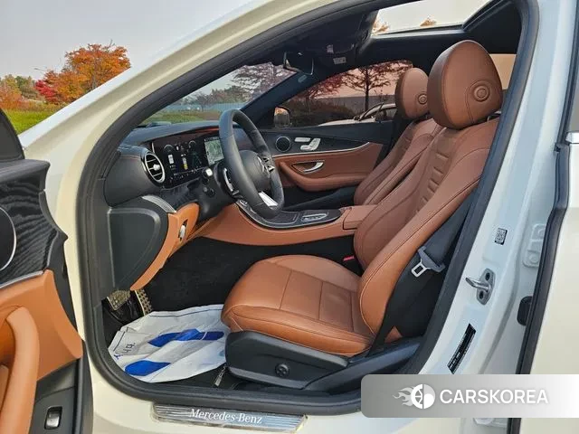 Mercedes-Benz E-Class W213 2020 Белый из Кореи, фото 2