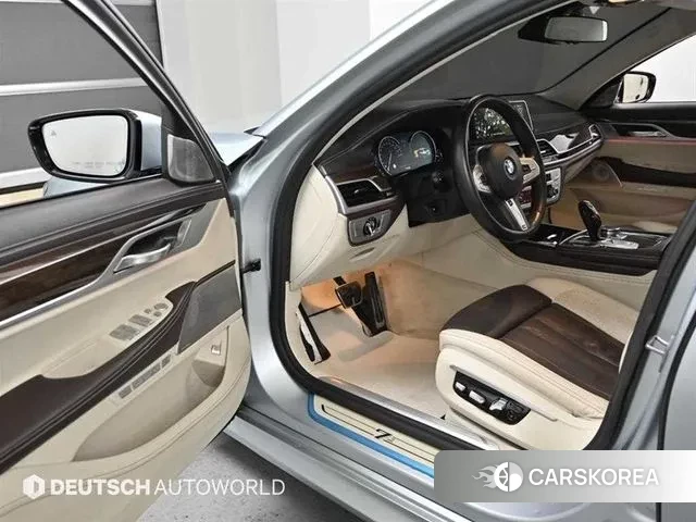 BMW 7 Series (G11) 2018 Серебряный из Кореи, фото 2