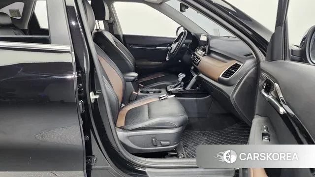 Kia Seltos 2019 Черный из Кореи, фото 2