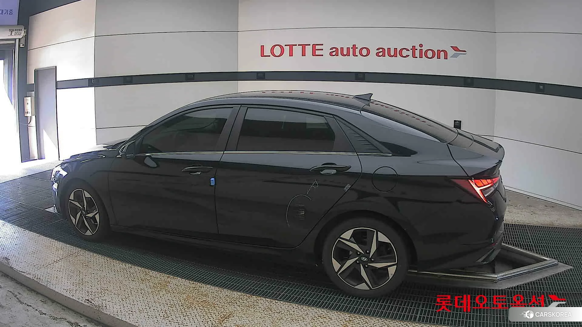 Hyundai Avante 2021 Phantom Black из Кореи, фото 2