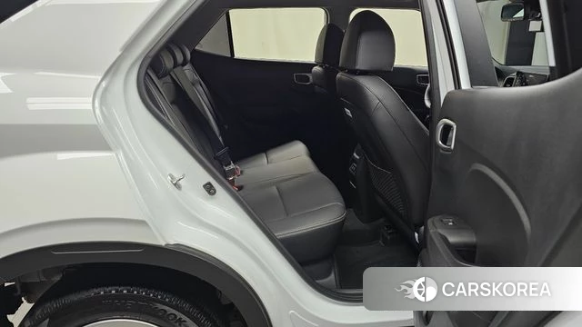 Hyundai Venue 2024 Белый из Кореи, фото 2