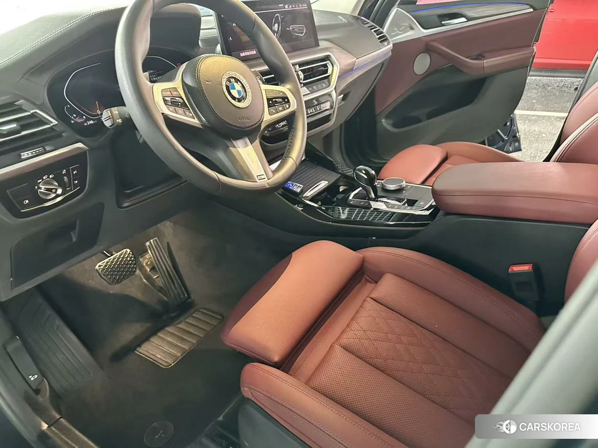 BMW X3 2021 Черный из Китая, фото 2