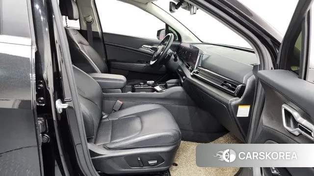 Kia Sportage 5th Generation Hybrid 2022 Черный из Кореи, фото 2