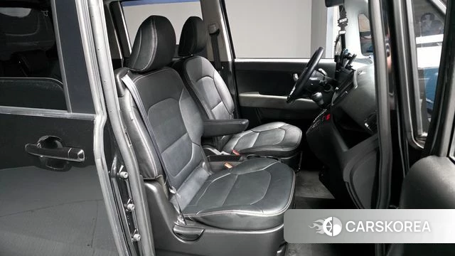Kia The New Kia Ray 2022 Черный из Кореи, фото 2