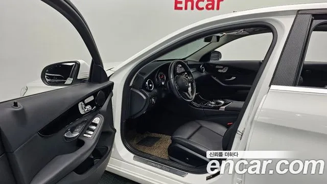 Mercedes-Benz C-Class W205 2020 Белый из Кореи, фото 2