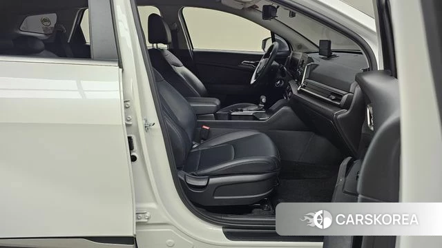 Kia Sportage 5th Generation 2022 Белый из Кореи, фото 2