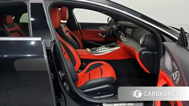 Mercedes-Benz AMG GT 2024 Черный из Кореи, фото 2