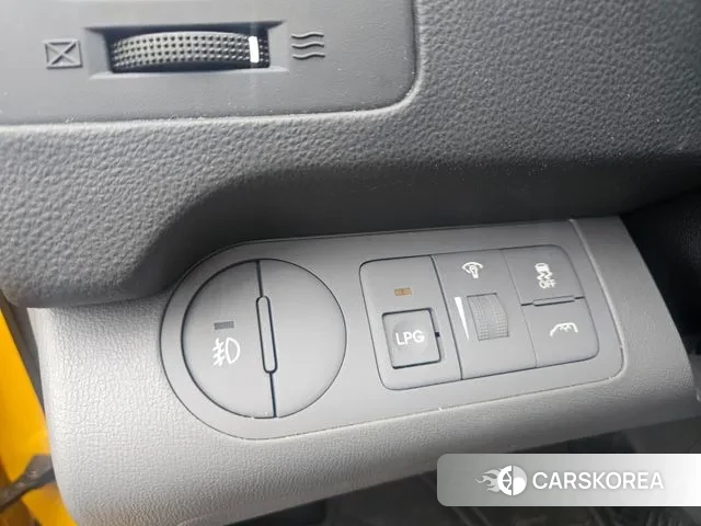 Hyundai The New Grand Starex 2019 Желтый из Кореи, фото 2